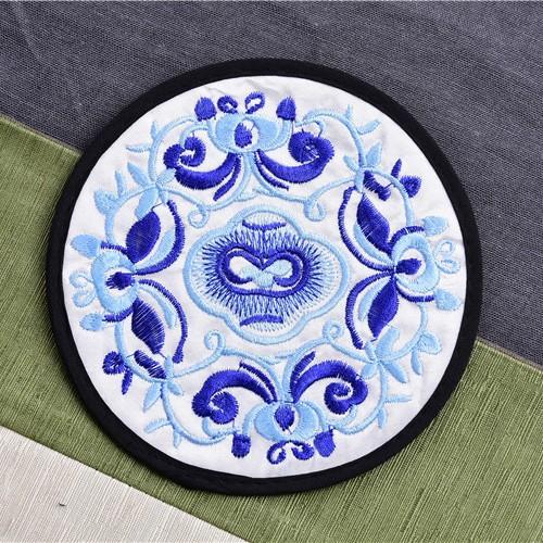 

1PC Східний стиль Вишивка Тканина Чашка Підстаканники Прикраса столу Ресторан Кафе Товари 1PC синій