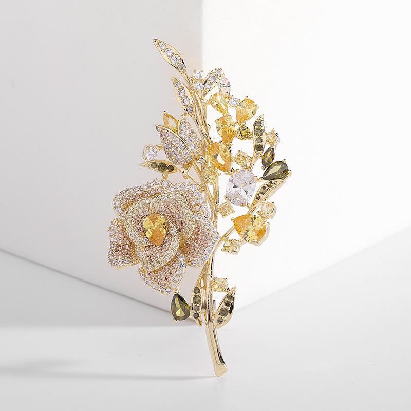 Women Wedding Flower Brooch Crystal Rhinestones Zircon Pin Clothing Accessories