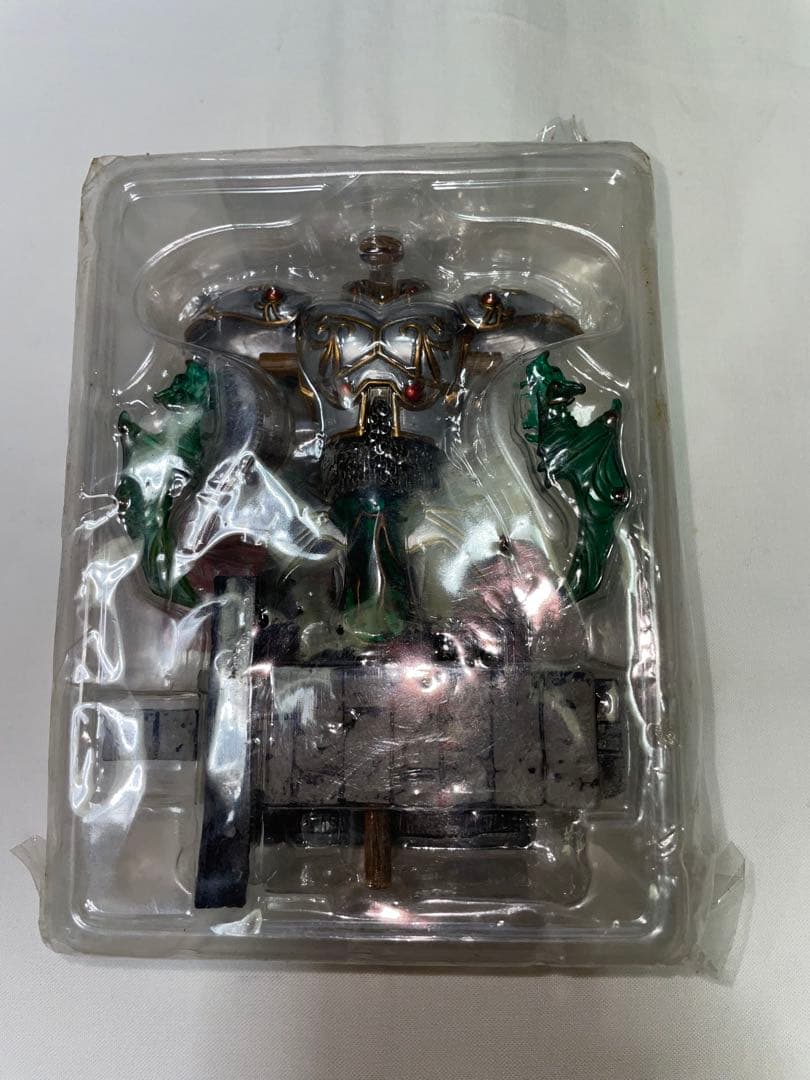 

[USED] Dragon Quest Legend Items Gallery Figure: Heavenly Armor