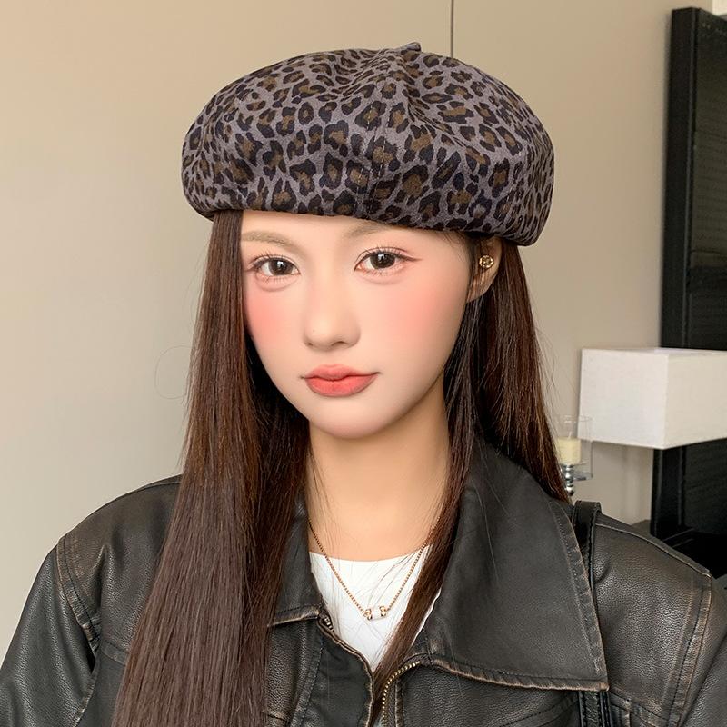 American Retro Leopard Print Beret Hat for Women In Autumn and Winter Hot Girl Fashionable Temperament  Versatile Face  Newsboy Painter Hat