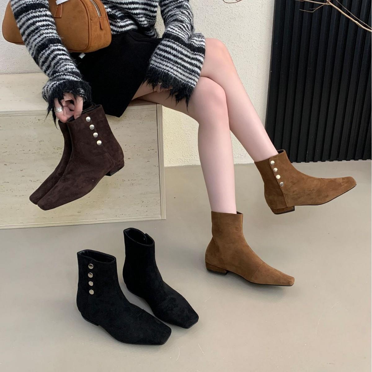 

2025 new round head suede button square head low tube thin Martin fashion women s short boots 39 кавовий
