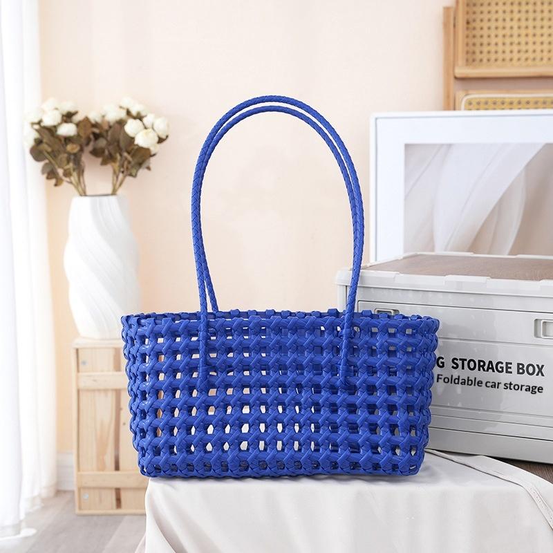 Handgefertigte Plastik-Hohlgeflecht-Tasche Landhausstil Große Kapazität Strand-Tragetasche Eimer-Tasche Damen-Handtasche Sommer-Strandtasche