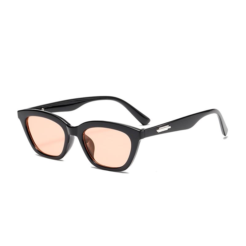 New Women Sun Glasses Classics Female Black Vintage Fashion Ladies  Sunglasses Accessories