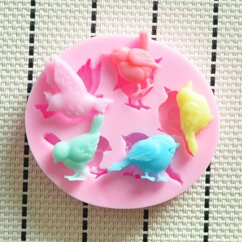 1 Pcs Silicone Mold Handmade Five Bird Shape Cake Cookies Different Poses Convenient Simple Baking Tools