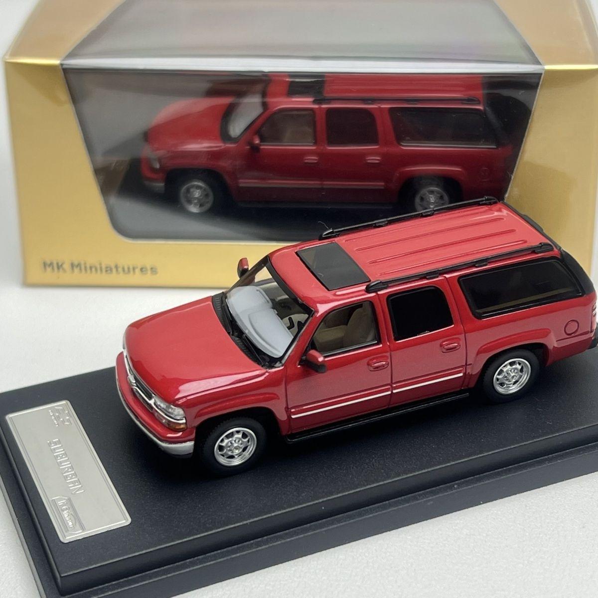

Mk 1:64 Chevrolet Suburban Alloy Model Car Black/red червоний
