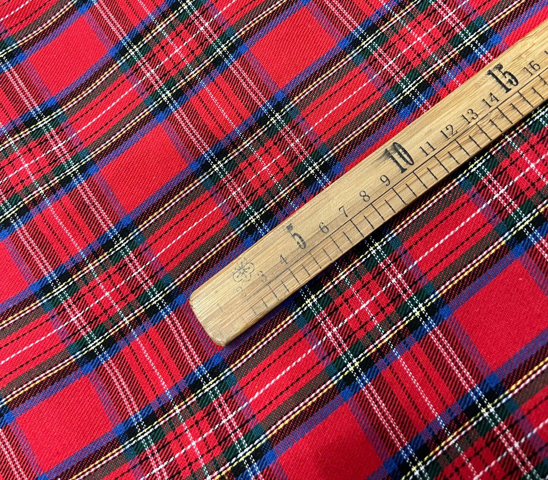 

Платье-рубашка в клетку красного и зеленого цвета на Рождество: Ткань из полиэстера и хлопка с начесом, окрашенная пряжей Fabric 1 Meter (Continuous)