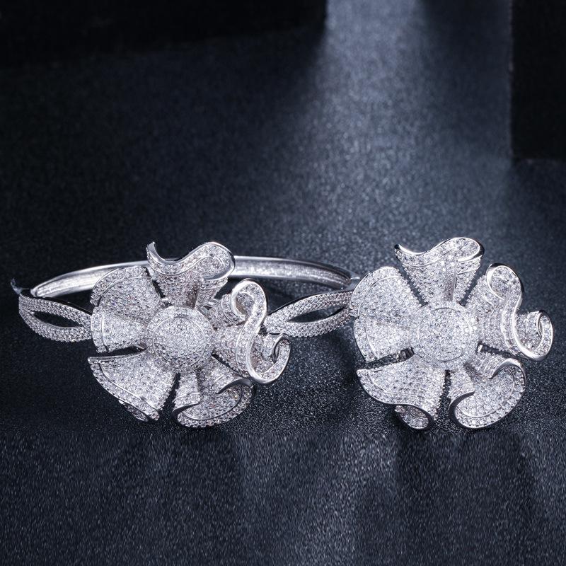 Ki0076 Ring Bracelet Two-Piece Set Full Of Zircon Flower Combination Set.