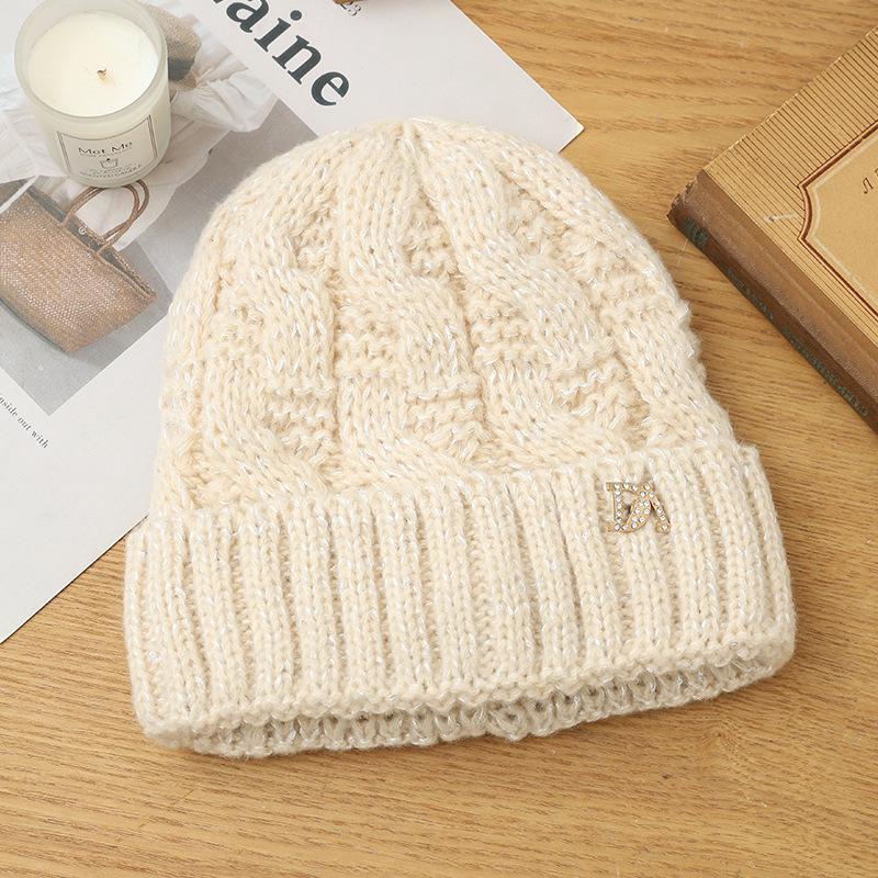 Autumn and winter hats women's fleece thickened rabbit fur knitted hats, ear protectors, warm wool hats, fashionable headgear hats