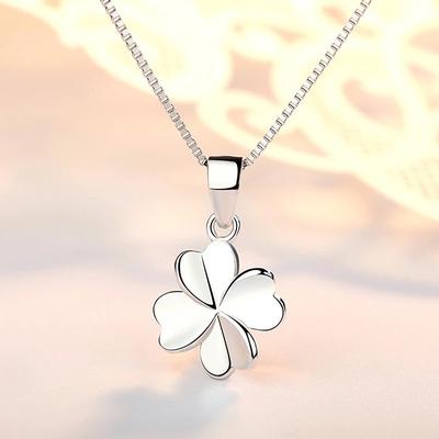 Autentisk Firkløver Charm Box / Link Chain Halskjede Damer Sølvfarge Lucky Clover smykker