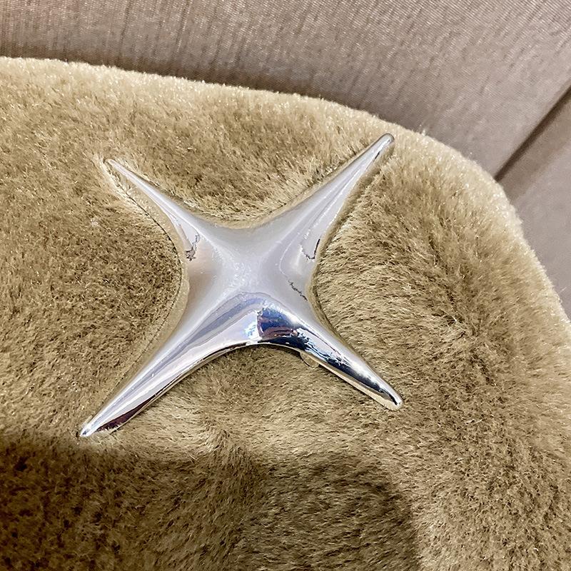 Punk Cool Stars Geometric Metal Brooch Fashion Design Tassel Pin Personality Trend Suit Accessories Jewelry Gift for Women New
