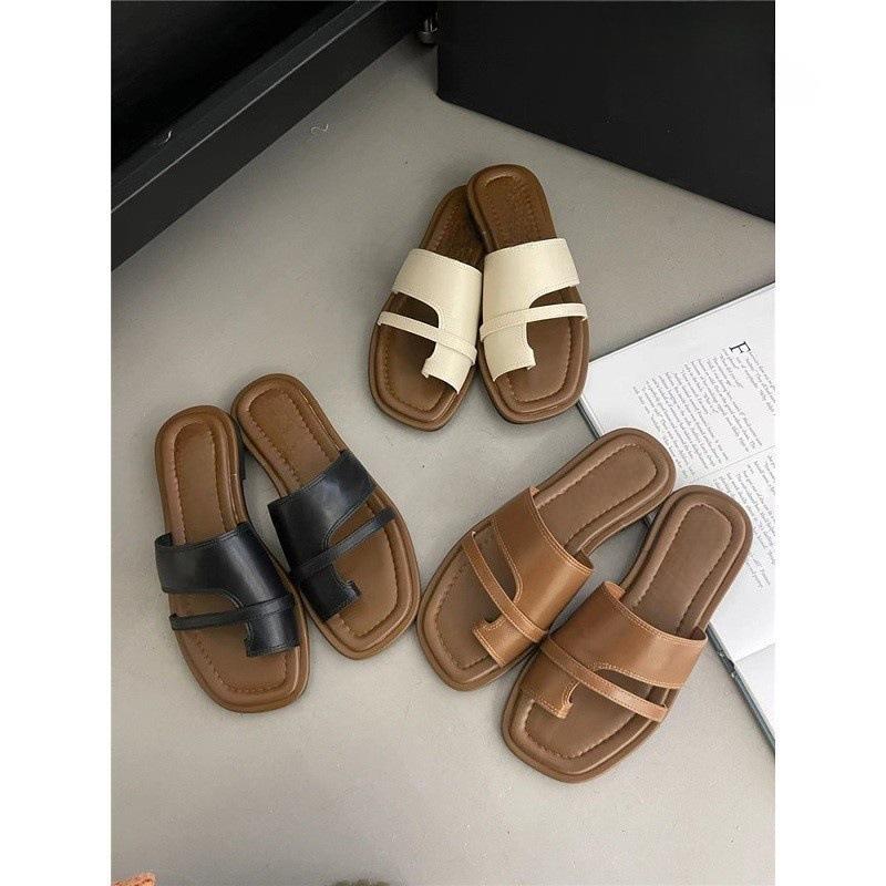 Set of toe slippers women's shoes 2025 new summer Korean version retro simple with skirt one pedal Roman sandals