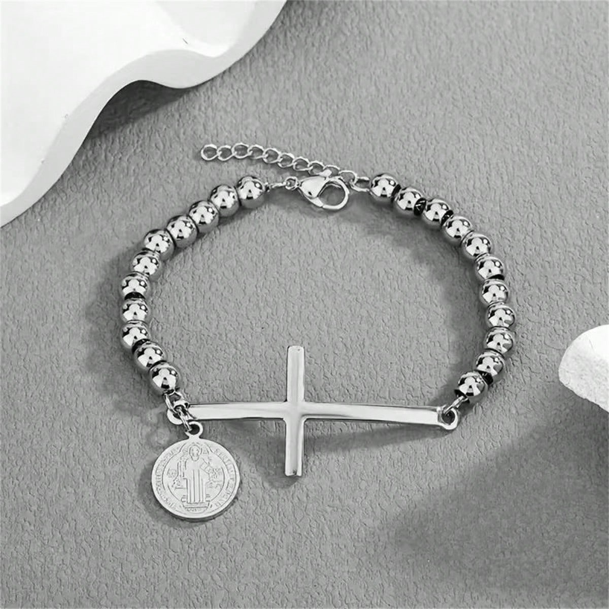 

1 Stainless Steel Cross Bead Bracelet - Unisex - The Perfect Christmas Gift, Accessory, or Everyday Wear серебряный