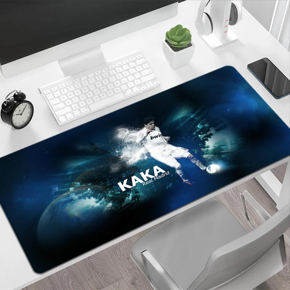 Mesut Özil Football Legend Large Mouse Pad Desk Mat Ultra-Long Desk Mat Non-Slip Rubber Base Perfect for Office Laptop Gaming Setup