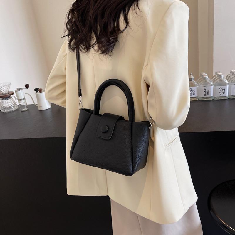 IELGY Simple Handbag Casual All-Match Bucket Bag