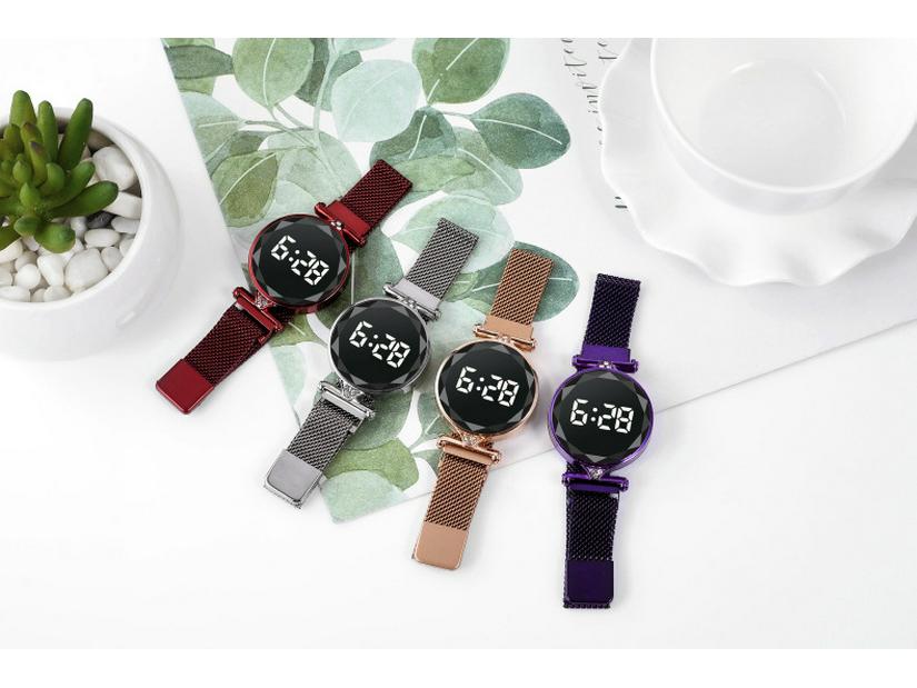 Montre Mode Femme à Strass LED Magnétique