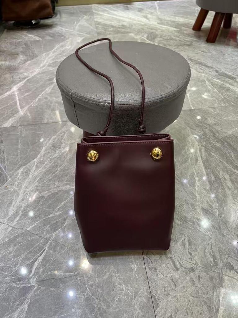 Original 2025 Genuine Leather Bucket Phone Bag - Fashionable, Simple, Exquisite Single Shoulder Crossbody Bag