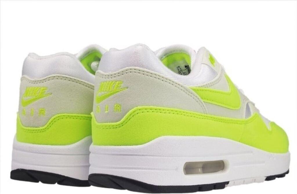 Женские кроссовки Nike Air Max 1 белый/волна/морское стекло