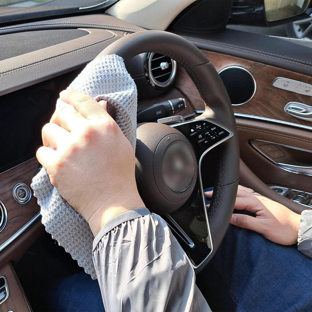 SHSCLY Car Wash Set (5-piece set including 2 microfiber car wash towels, 1 microfiber cloth, 1 car wash brush, and 1 car wash glove)