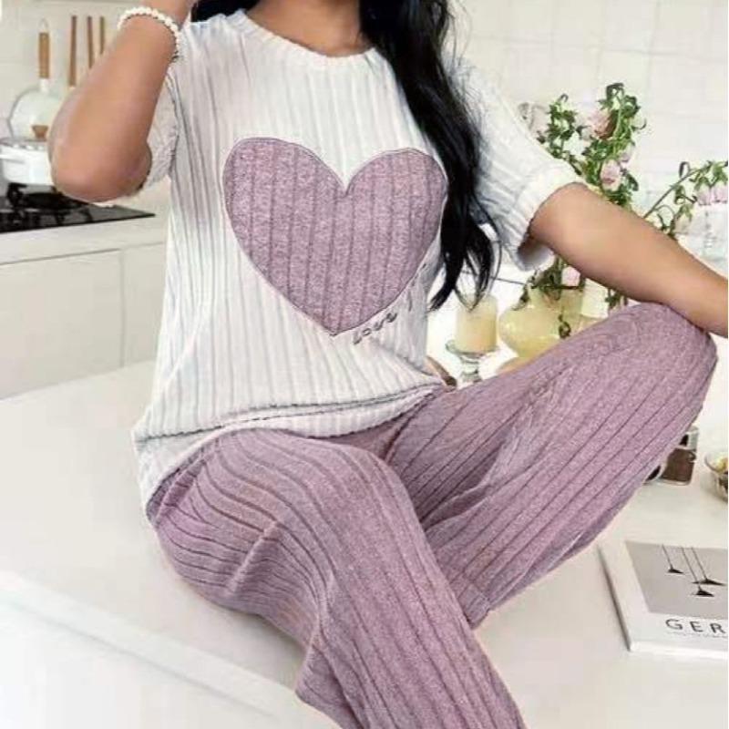 

Women s Sleepwear with Heart-Shaped Pattern Short Sleeved Shirt Long Pants Two-Piece Simple and Cute Casual Home Decor for Women M фіолетовий