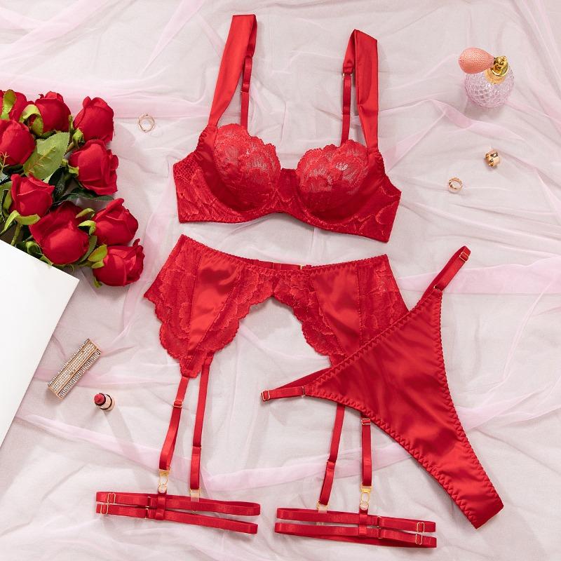 Sexy lace perspective underwear women gather tight seduction four-piece suit