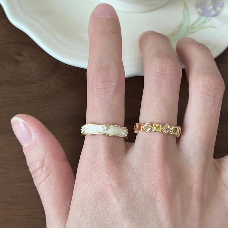 Retro Rose Shell Pearl Ring Female Colorful Sugar Cube Ring  Personality Adjustable Wave Pattern Ring Jewelry Gift
