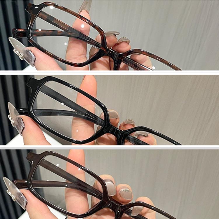

New Wanghong Small Frame Sunglasses: Unisex Korean-Japanese Style, Personalized Square Design, Ultra-Light for Driving and Night Vision