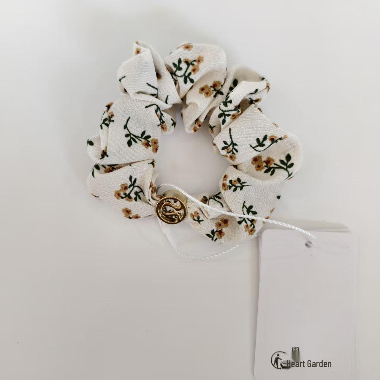 

Lustyle Pleated Intestine Hair Tie: Simple Printed Rope for a Girlish Touch квітковий/білий