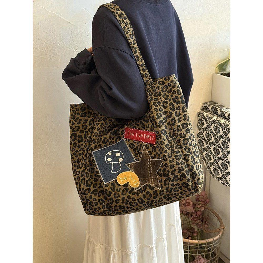 

Large-capacity Niche Single-shoulder Bag - Versatile Retro Tote Bag коричневий