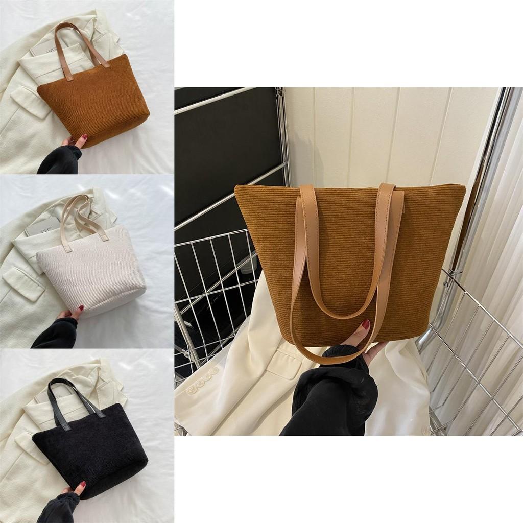 Fashionable Vintage Inspired Tote Bag For Women With Spacious Design And Soft Fabric