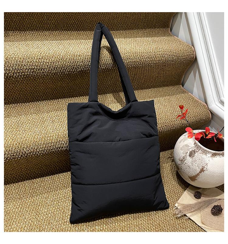 

Fashion casual cotton clothes tote bag women s bag 2025 new large-capacity simple shoulder bag Korean version simple underarm bag