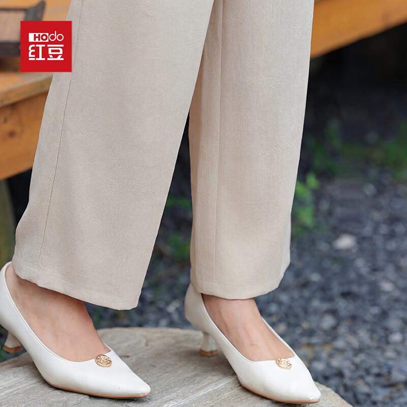 Elegantes chinesisches Mid-Sleeve-Oberteil mit Stickerei