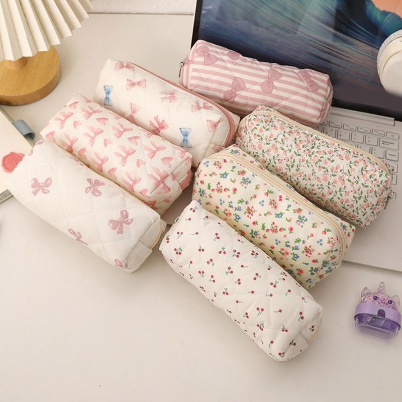 Polyester Pen  With Fashionable Print Spacious Interior Water Resistant For Students