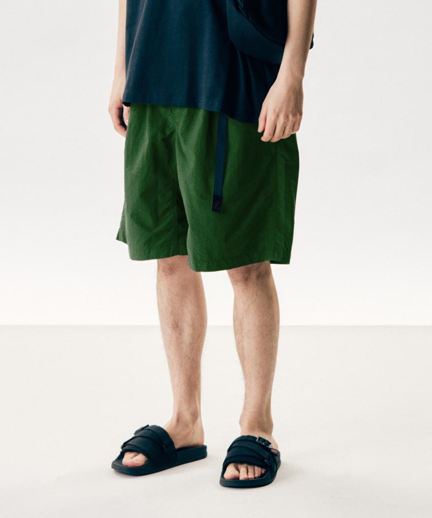 Geulamichi Nylon Loose Shorts Hunter Green