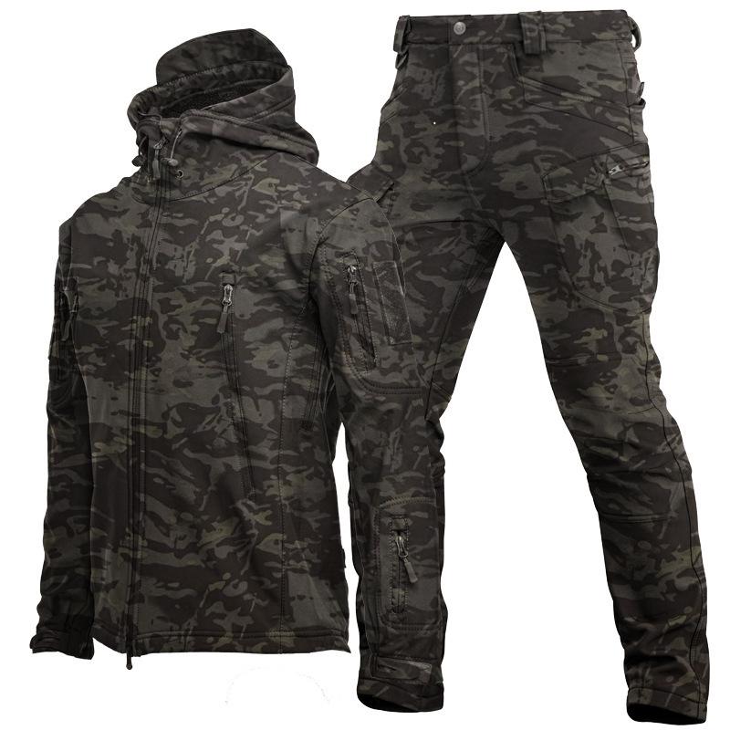 Men's Outdoor Warm-up Set - Camouflage Lined Thick Jacket and Pants, Soft-shell Jacket Set