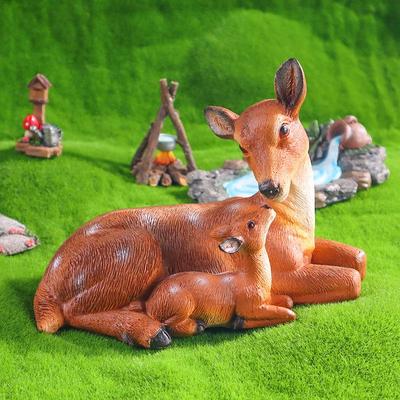 Modern Deer Resin Ornament for Garden, Courtyard, or Balcony Decoration