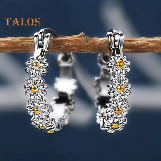 1 Pair Women Huggie Earrings Flower Decor Smooth Polished Alloy Copper Retro Pastoral Style Round Circle Lady Earrings