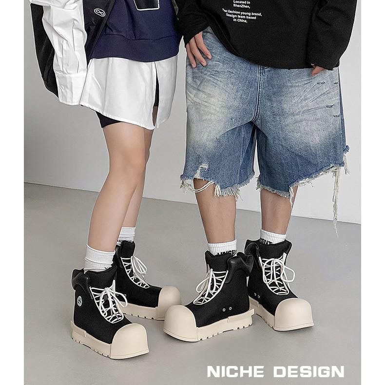 Niche Mickey Big Toe High-Top- und Low-Top-Schuhe mit dicken Sohlen – vielseitig für Sport und Freizeit