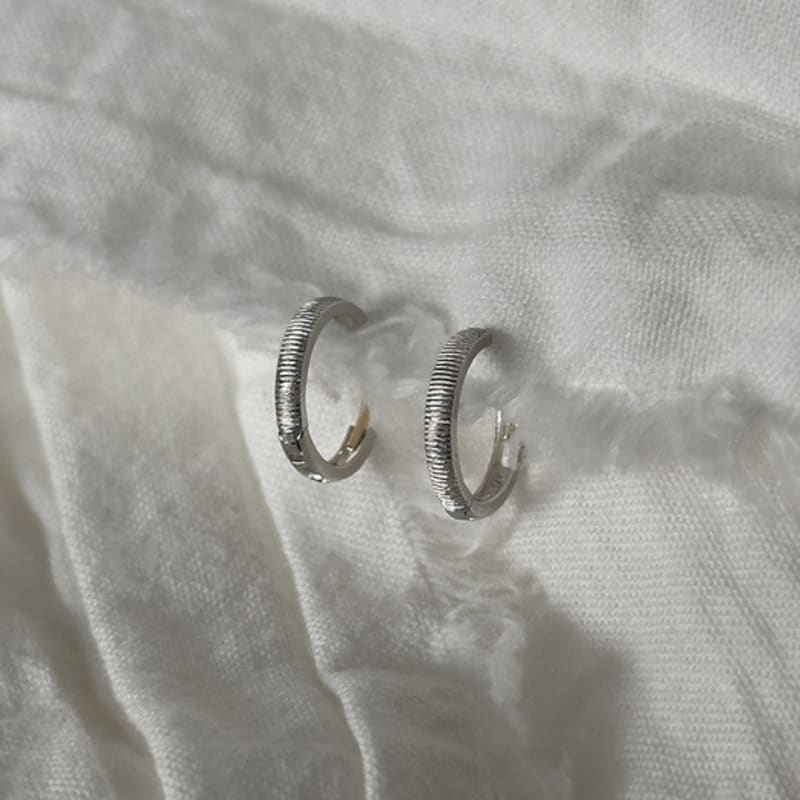 Faye 14k Bria earrings