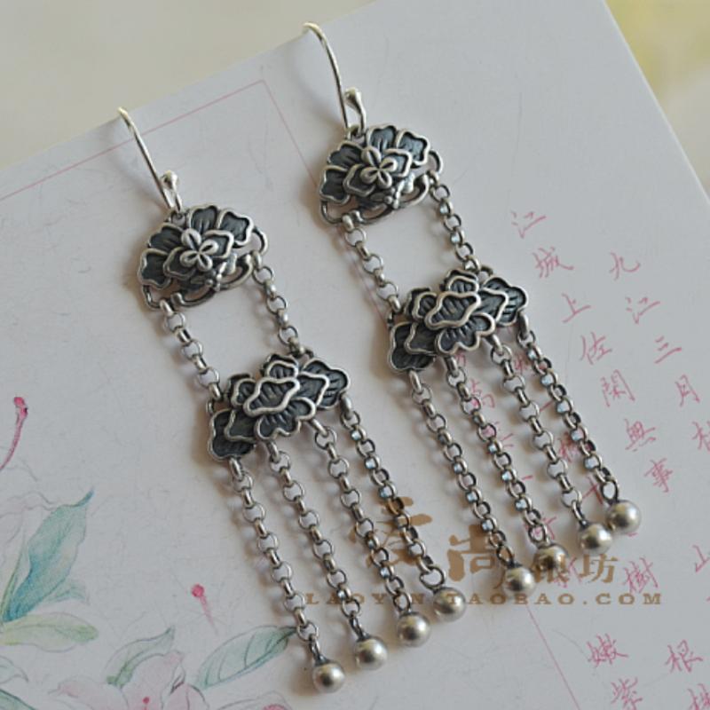 Boucles d'oreilles pendantes Vintage Thaïlandaises à pompons et motifs floraux pour femmes Style Chinois Unique Art Style Ethnique Bijoux pour Dames