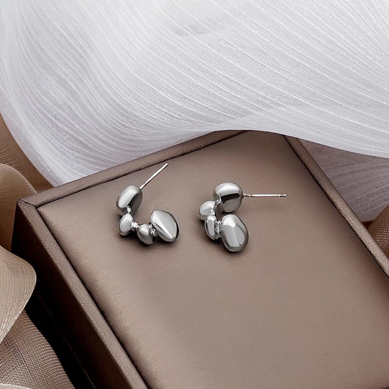 Asymmetrical Rhinestone Drop Earrings - Korean Style, Trendy & Unique Geometric Jewelry for Women