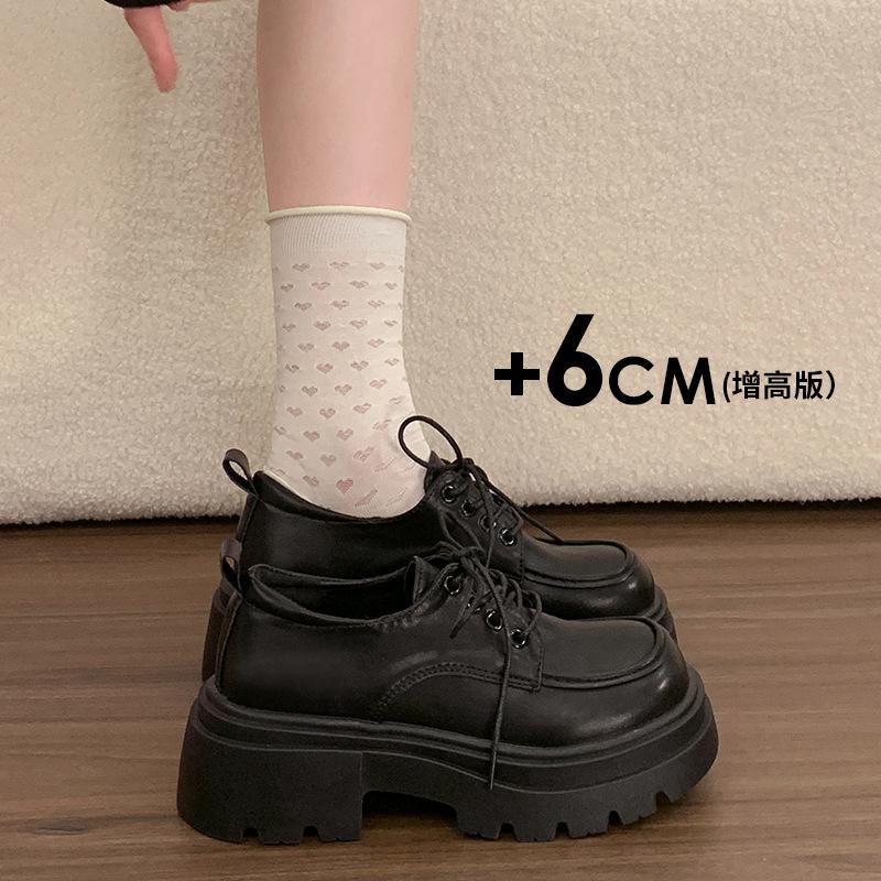 Ретро черные маленькие кожаные туфли женские осенние и зимние новые универсальные для работы на шнуровке однобортные туфли на платформе 40 чёрный 3750₽