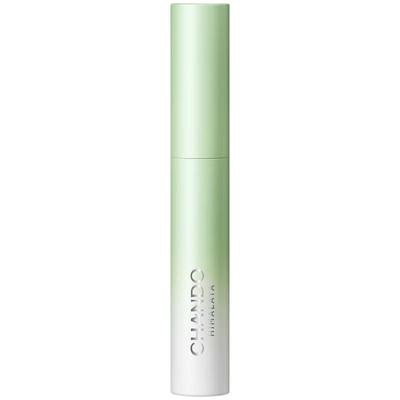 Tea Extract Moisturizing Lip Balm