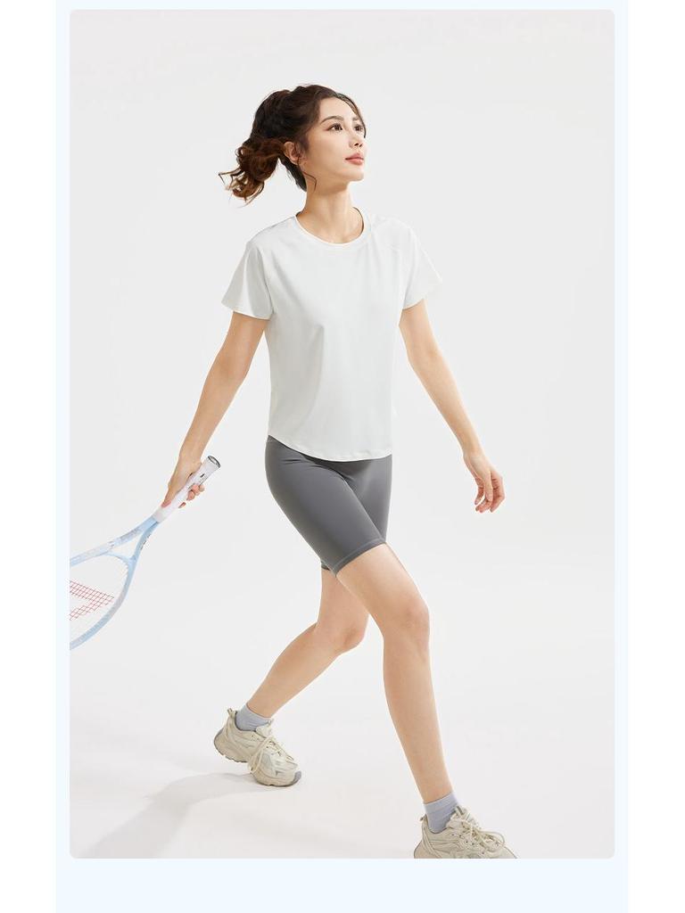 2026 Women's Breathable Mesh Yoga Top - Loose Fit Short Sleeve for Summer Running and Fitness