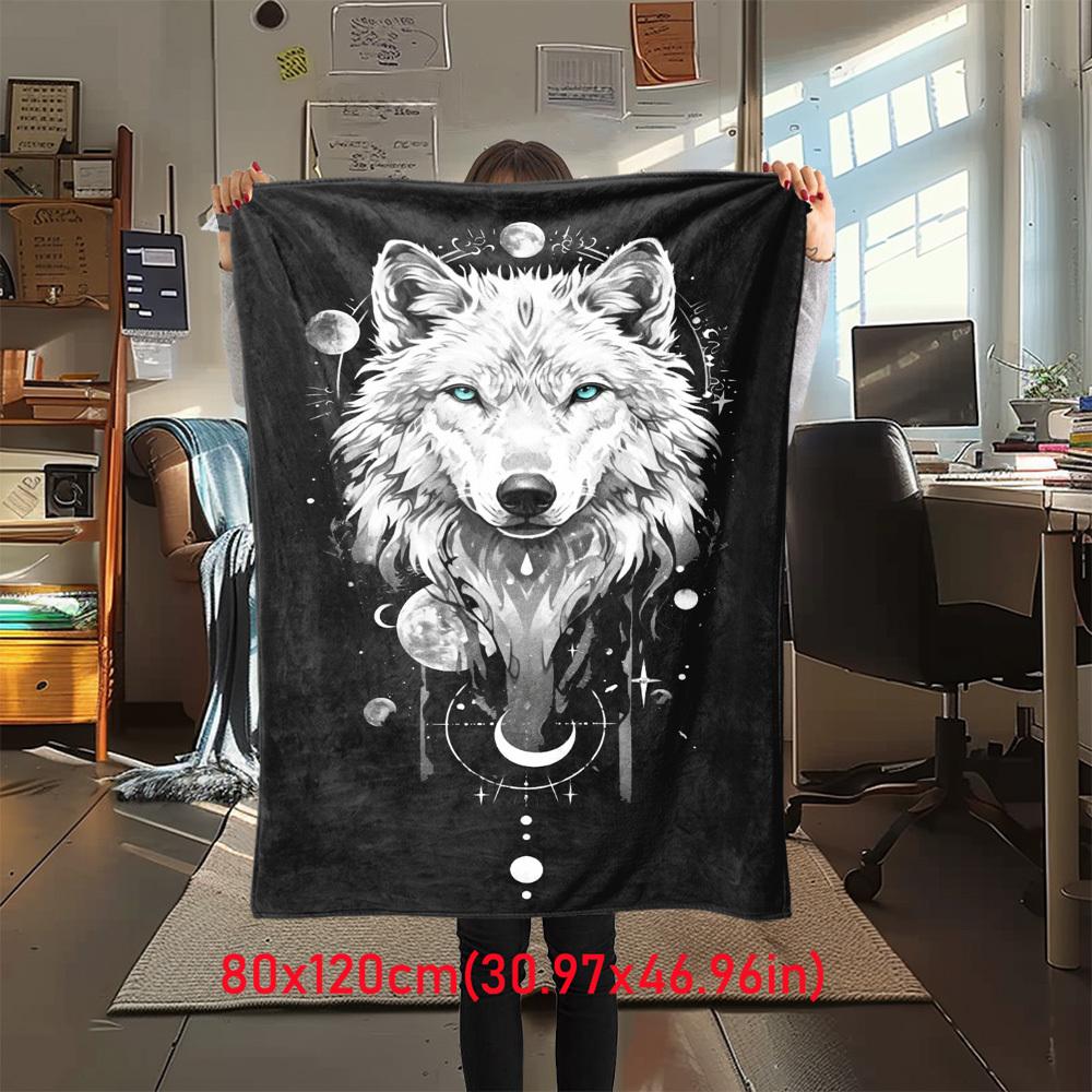 

1Pc Wolf Moon Print Flannel Blanket, High quality Comfortable for All Seasons, Home Decor, Warmth and Comfort, Perfect for Christmas 80cm x 120cm
