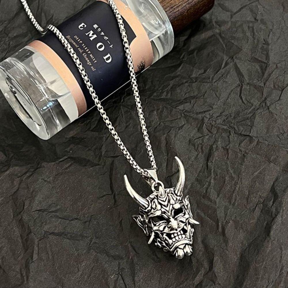 Retro Cool Vintage Stainless Steel Creative Clavicle Chain Ox Head Choker Wheat Chain Man Necklace