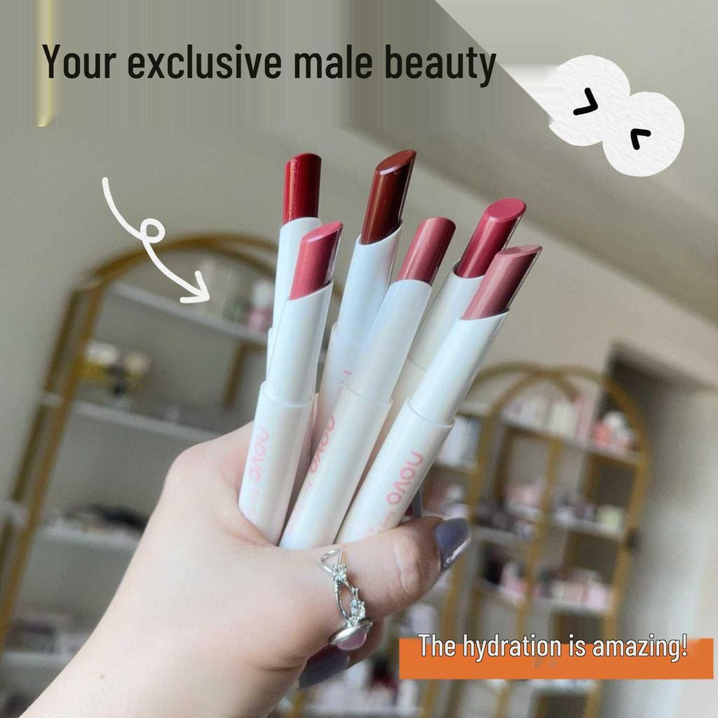 Hydrating Non-Stick Lip Gloss: Watery Mirror Finish for a Natural, Long-Lasting Look