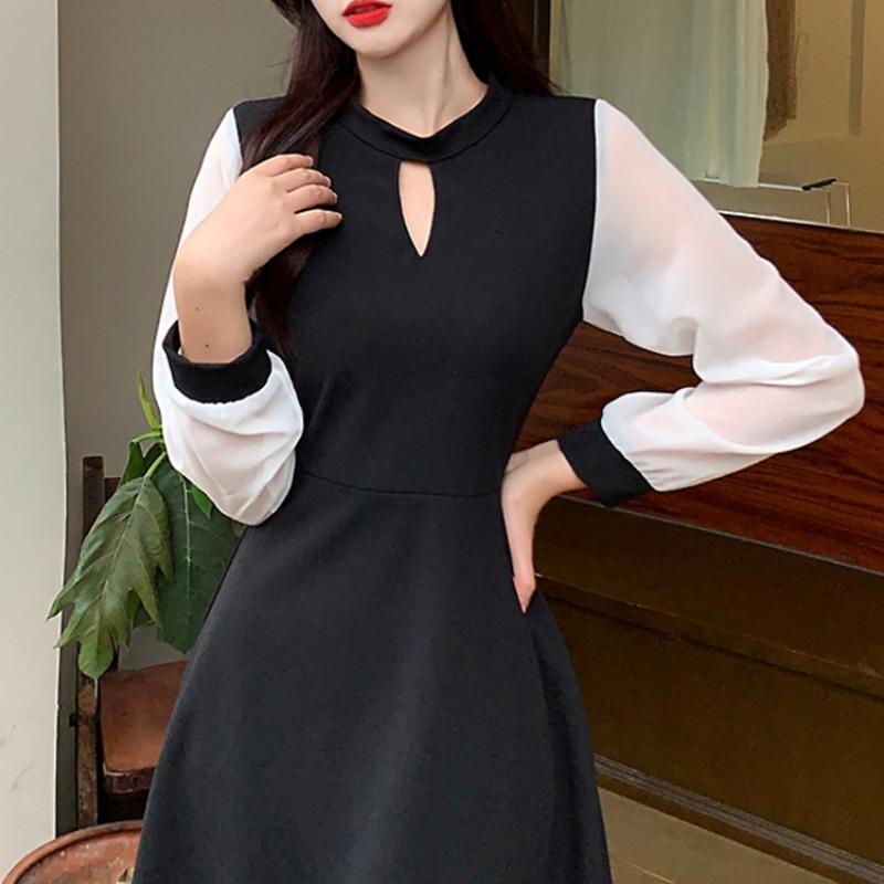Damen Hepburn Wind Langarm Farbkontrast Kleid Frühling Schnürung Taille Temperament Aushöhlen Kleid