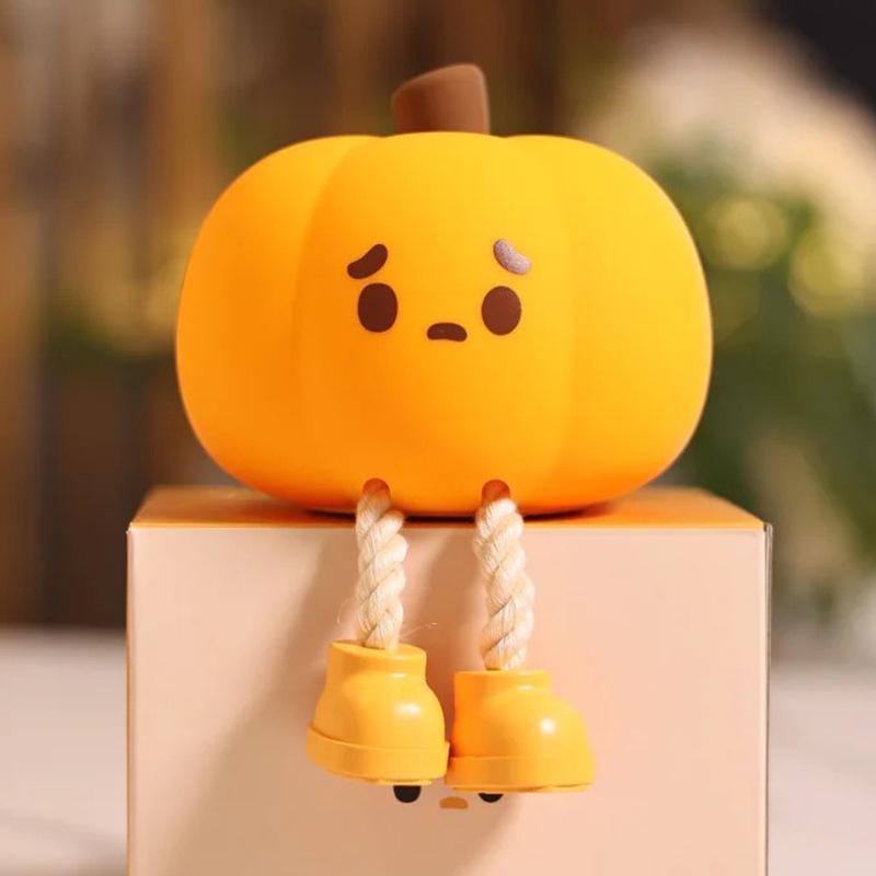 Cloud Silicone Rechargeable Night Light - Creative Bedside & Desk Atmosphere Lamp Y