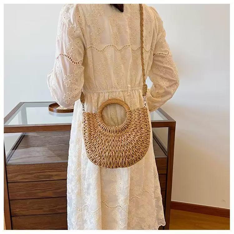 

Women s Color Block Woven Straw Handbag: Influencer-Approved Beach & Souvenir Bag 24x25 cm грязно-белый