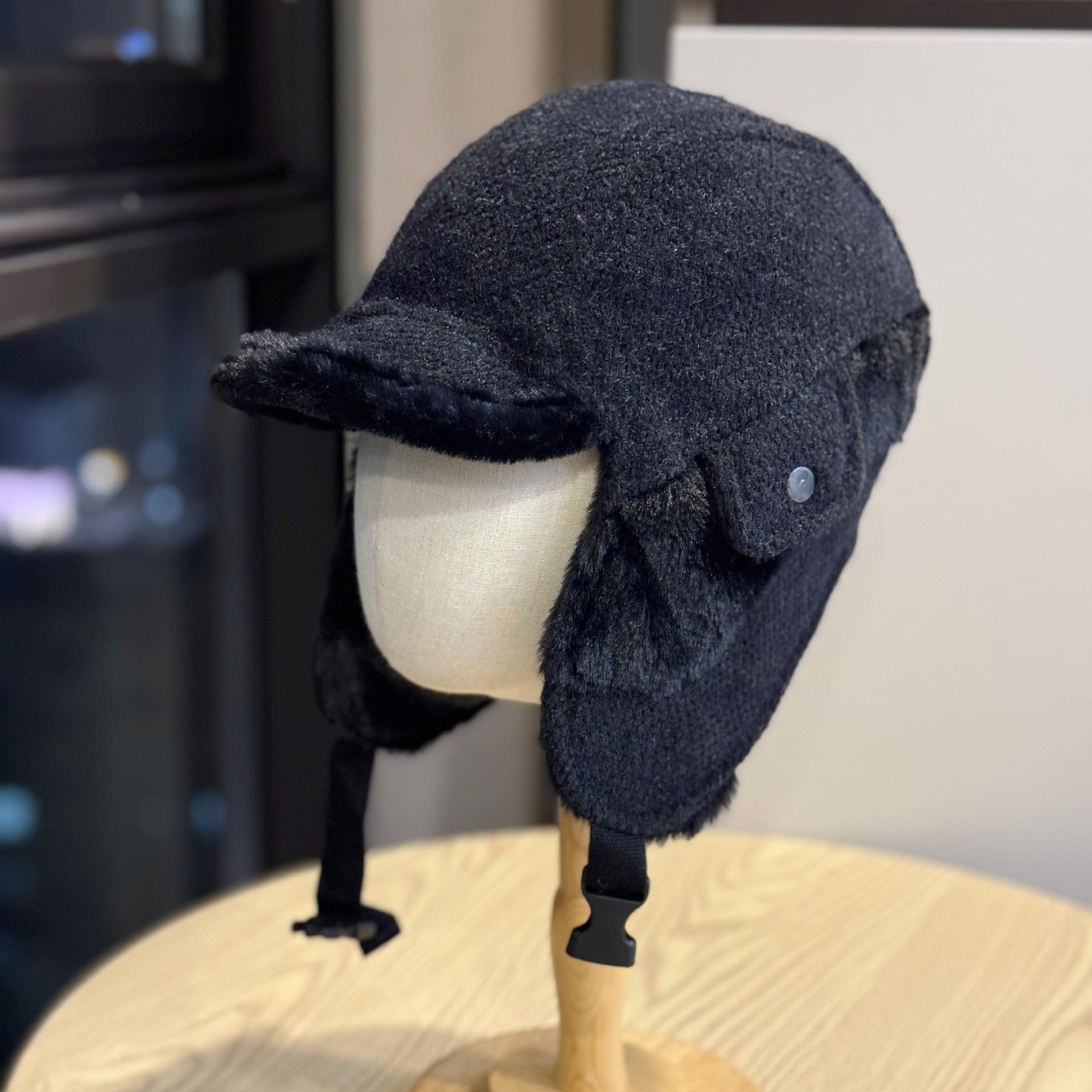 

New winter Korean-style outdoor cycling Lei Feng hat for women, fashionable, fleece-lined, thickened, warm, ear-protecting, cold-proof Adult54-60Average Size чёрный